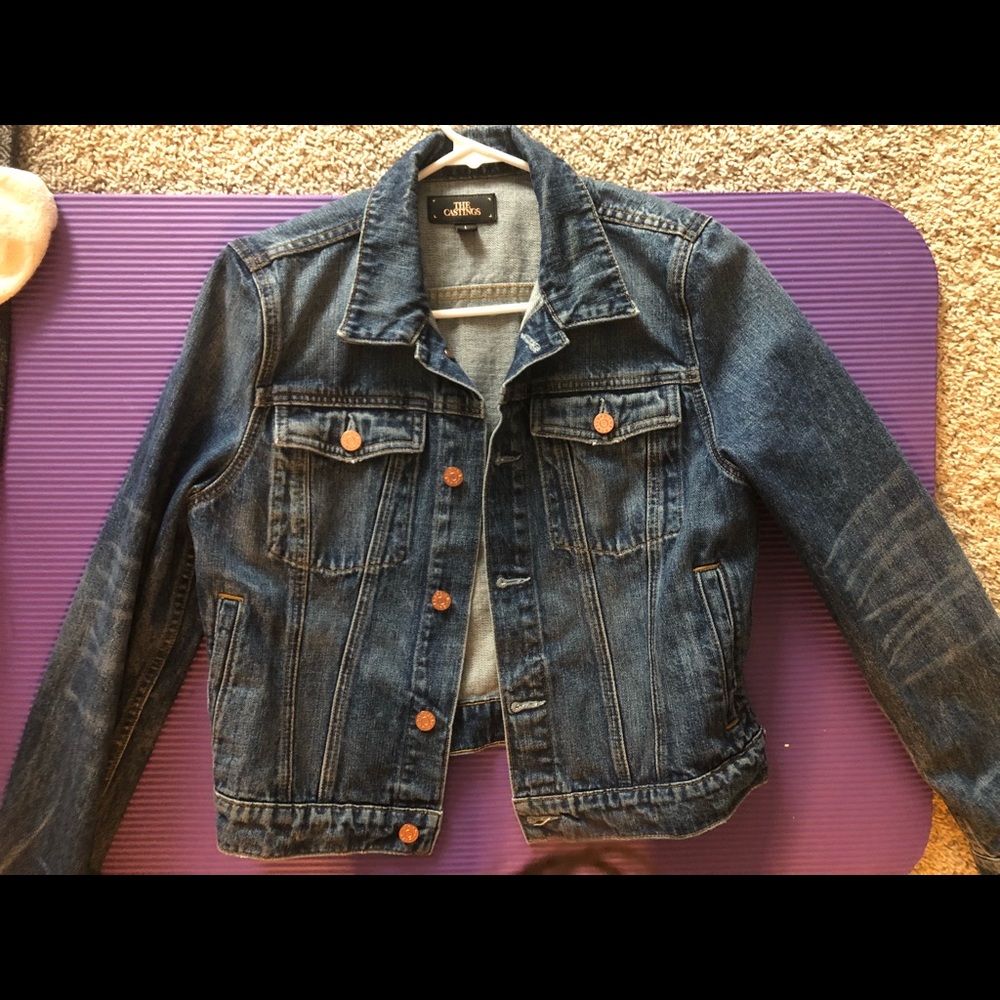 Aritzia denim jacket like new